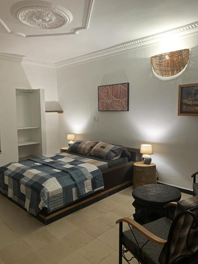Hotel Blawa Abidjan Exteriör bild