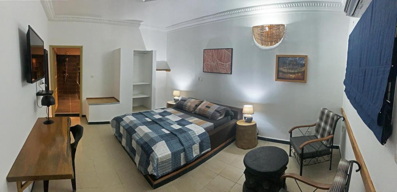 Hotel Blawa Abidjan Exteriör bild